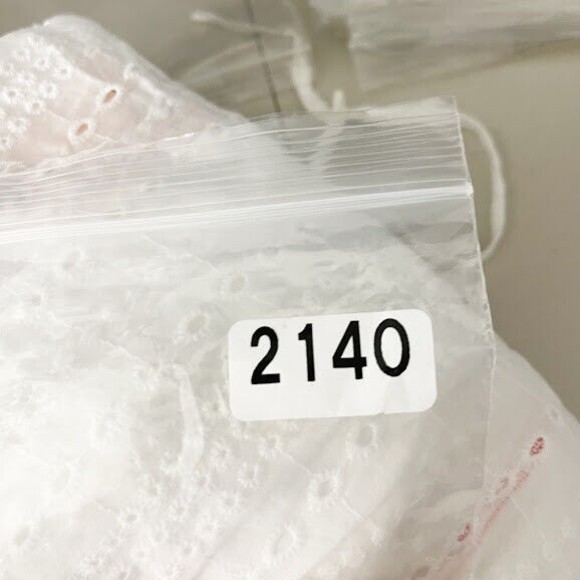 Missguided Women White Cord Broderie Tie Crop Top Eyelet Plunge V-Neck 6 NWT - Picture 12 of 12